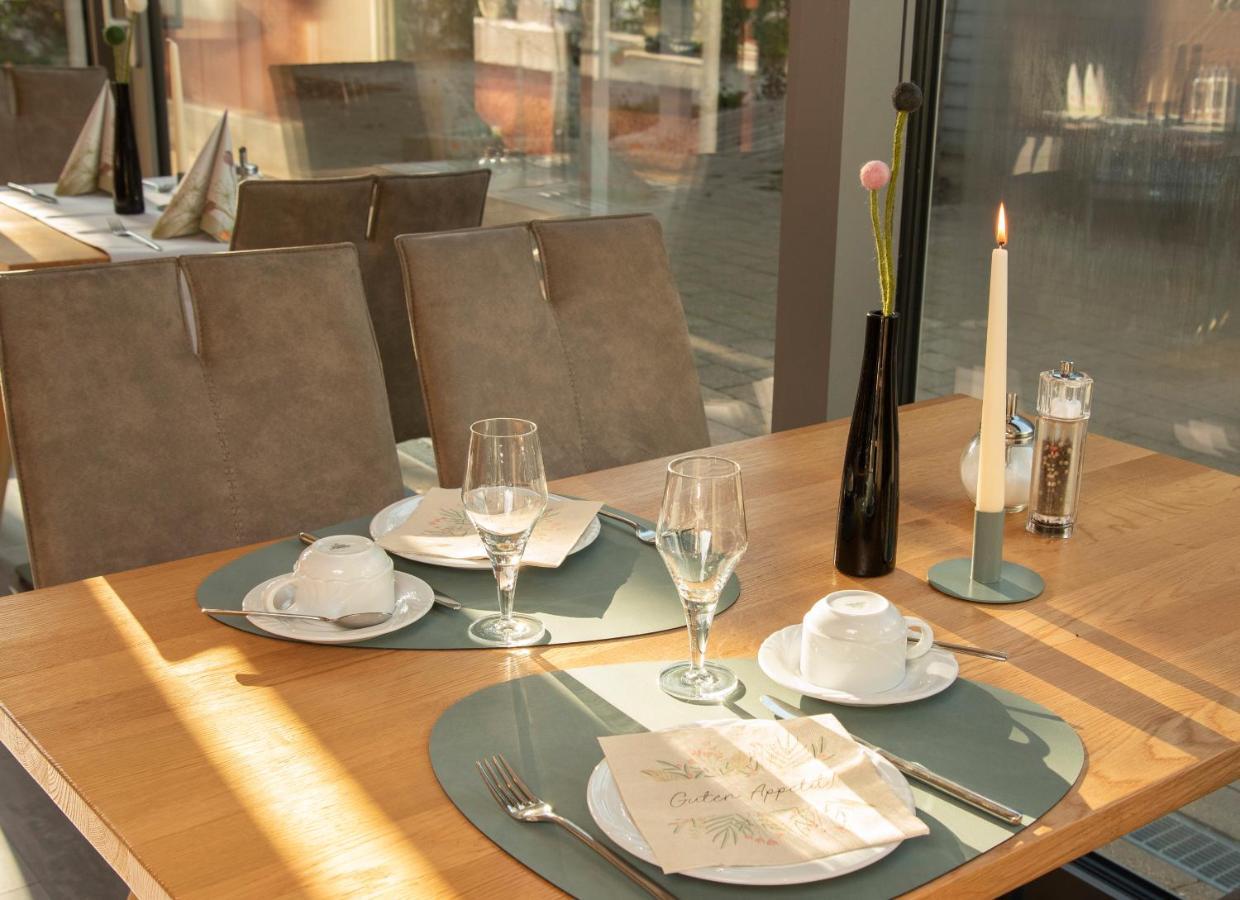 Gasthof Zum Goldenen Lamm Wettelsheim エクステリア 写真