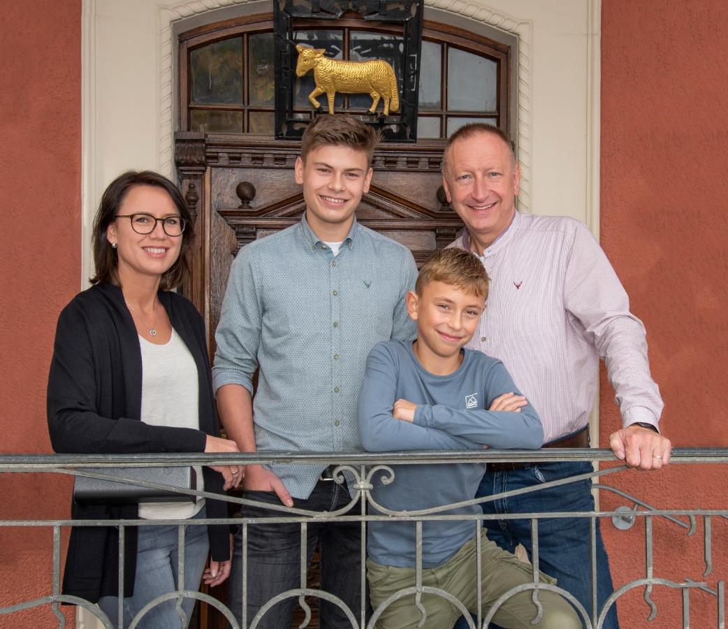 Gasthof Zum Goldenen Lamm Wettelsheim エクステリア 写真