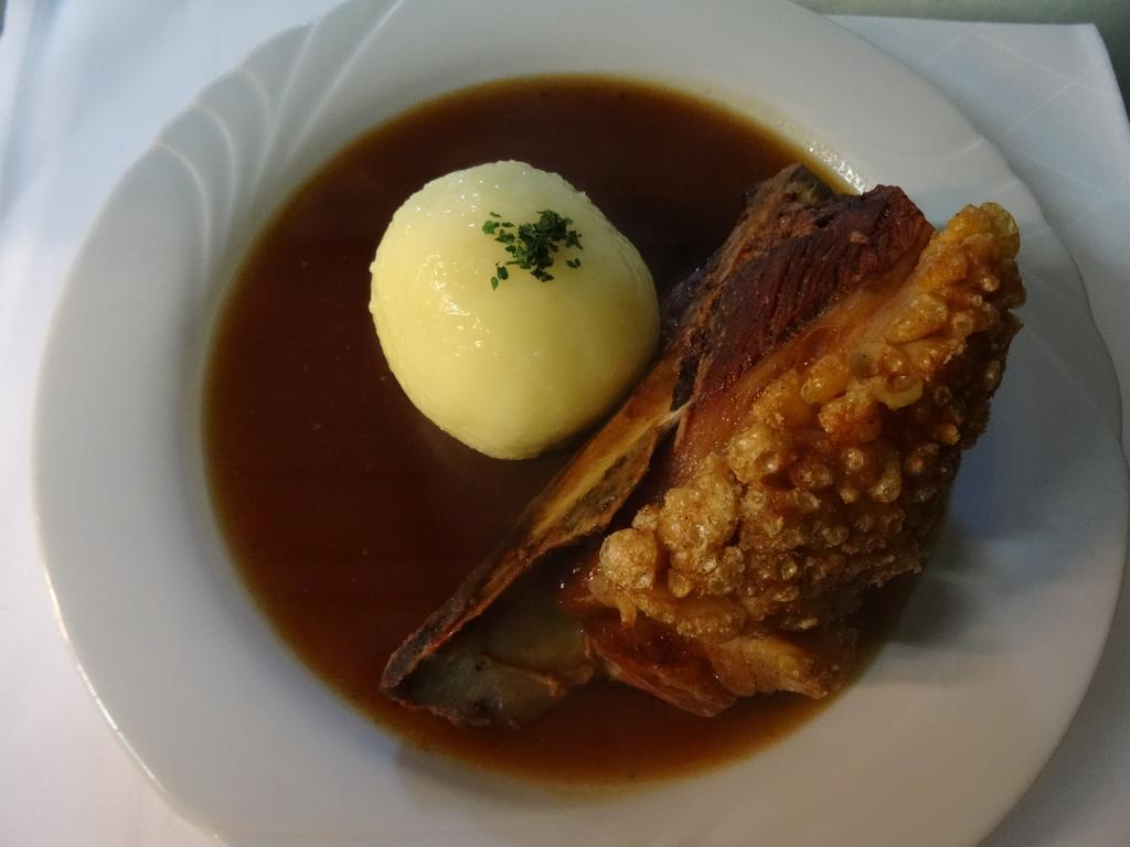 Gasthof Zum Goldenen Lamm Wettelsheim エクステリア 写真