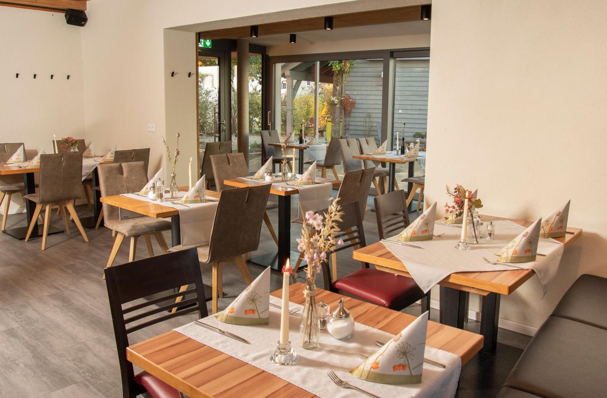 Gasthof Zum Goldenen Lamm Wettelsheim エクステリア 写真