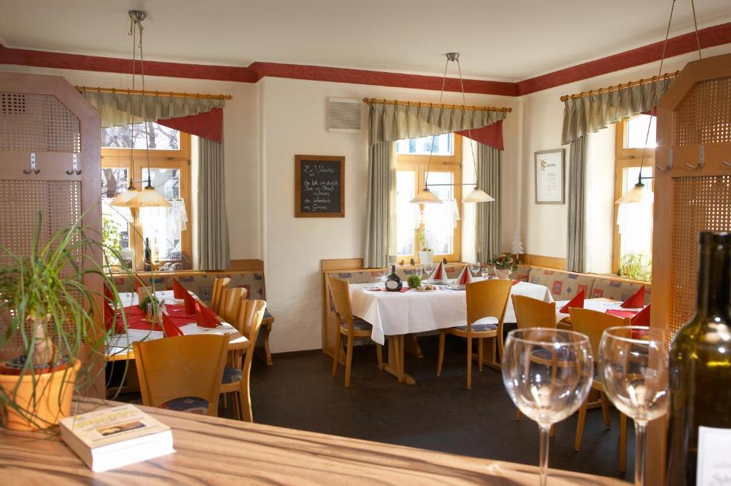 Gasthof Zum Goldenen Lamm Wettelsheim エクステリア 写真