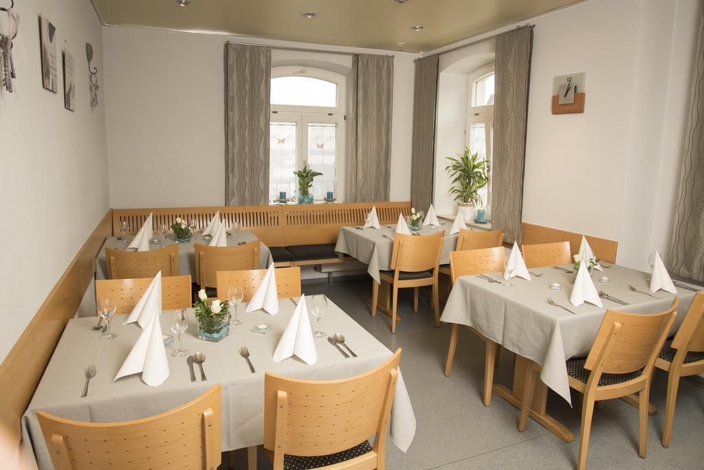 Gasthof Zum Goldenen Lamm Wettelsheim エクステリア 写真